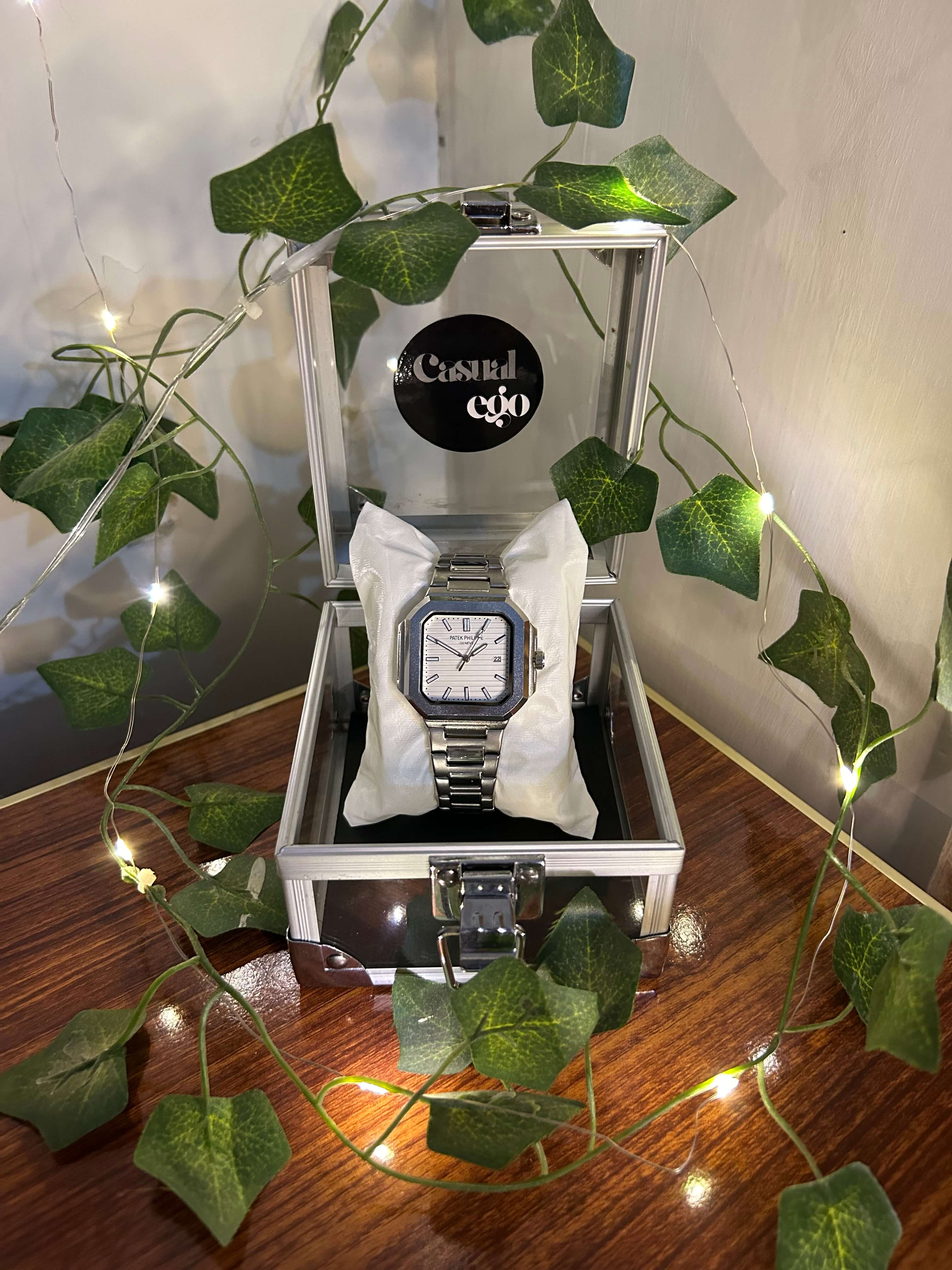 GENEVE-NAUTILUS-DATE SWEEP (WHITE)