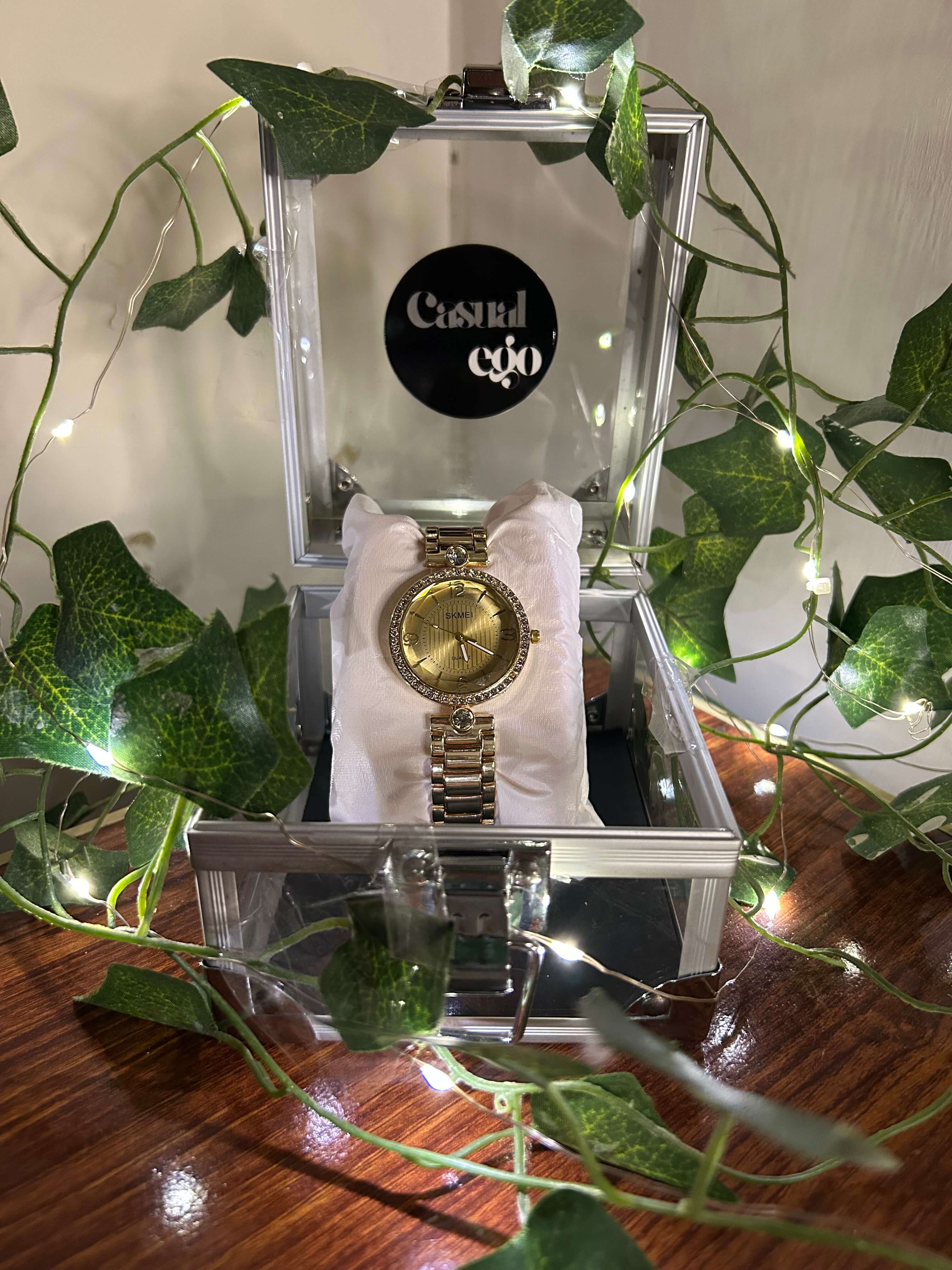 SKMEI Women’s Luxury Crystal Bracelet Watch