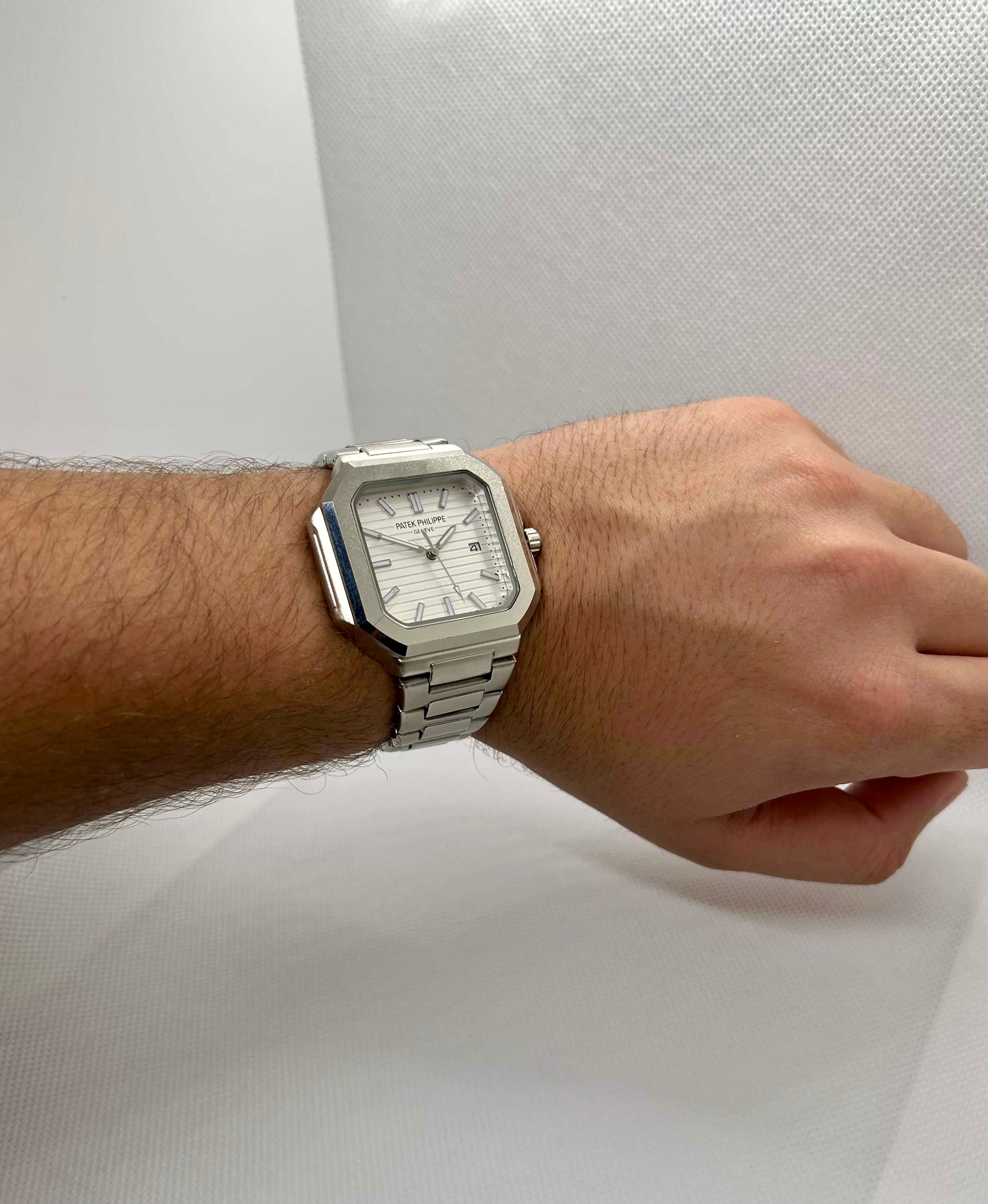 GENEVE-NAUTILUS-DATE SWEEP (WHITE)